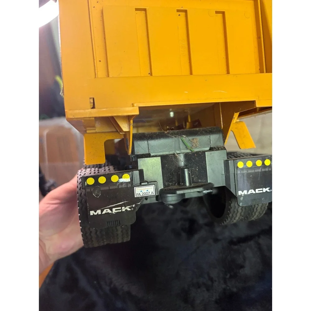 Bruder Mack Granite Dump Truck Blue Yellow Construction Toy Vehicle 02815